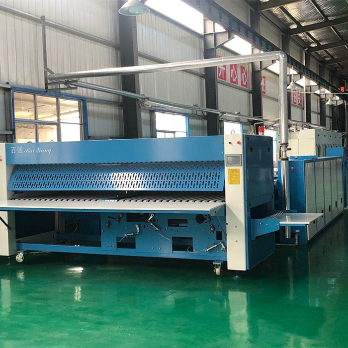 旺季，五星級酒店都是這么洗滌布草的